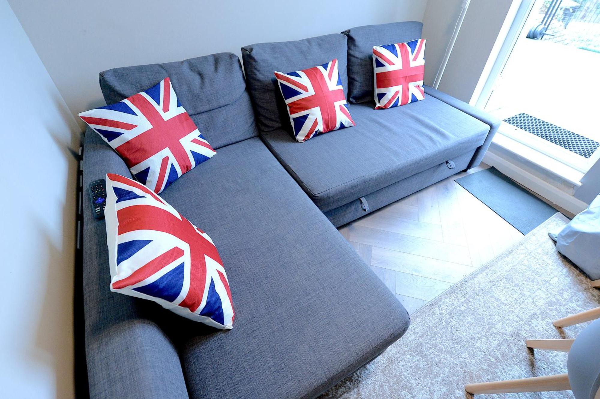 לונדון 2 Bedroom Flat In Wood Green Piccadilly Line מראה חיצוני תמונה