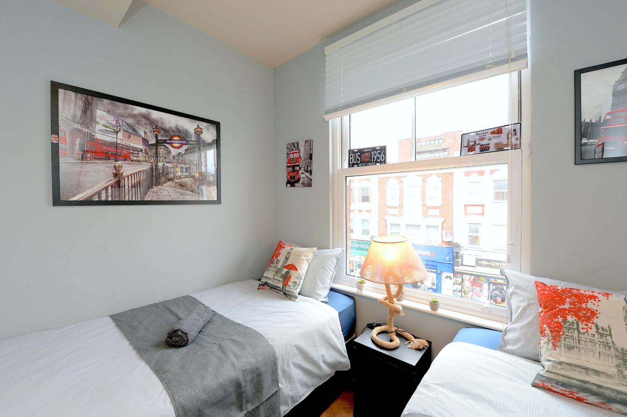 לונדון 2 Bedroom Flat In Wood Green Piccadilly Line מראה חיצוני תמונה