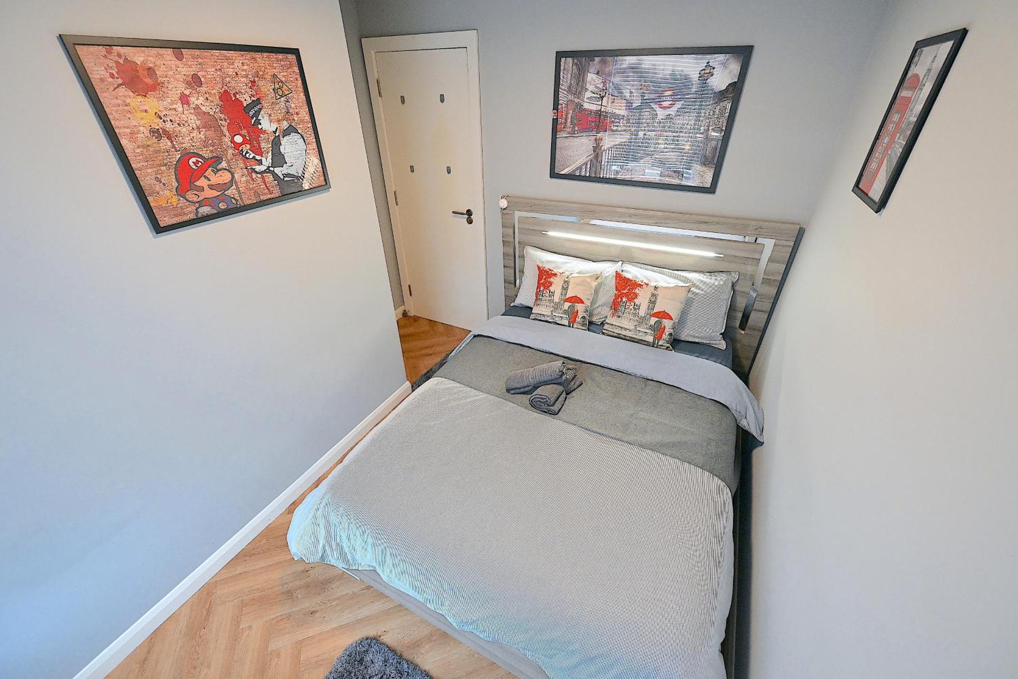 לונדון 2 Bedroom Flat In Wood Green Piccadilly Line מראה חיצוני תמונה